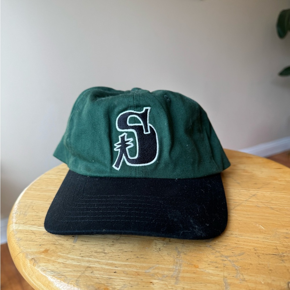 Stussy snap back
